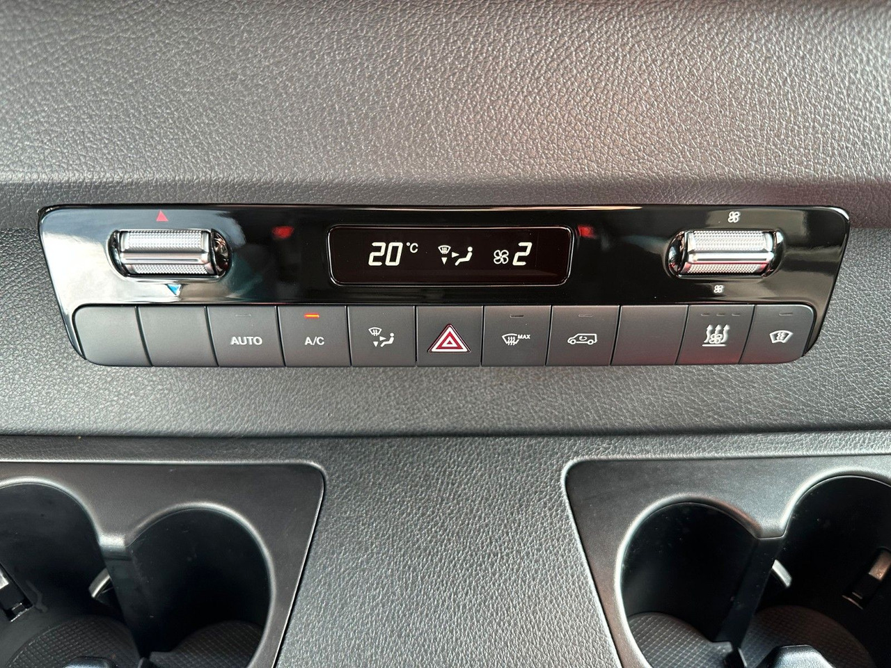 Mercedes-Benz Sprinter 319 CDI 4x4 DoKa Klima AHK3,5to в лізинг Mercedes-Benz Sprinter 319 CDI 4x4 DoKa Klima AHK3,5to: фото 19
