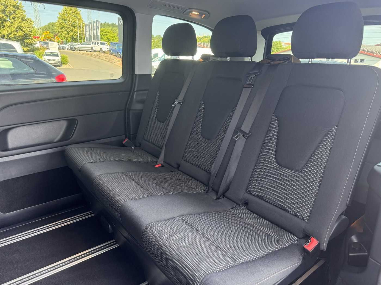 Легковий автомобіль Mercedes-Benz V 220 d EDITION Liege-Paket AHK2,5 LED DAB MBUX: фото 7