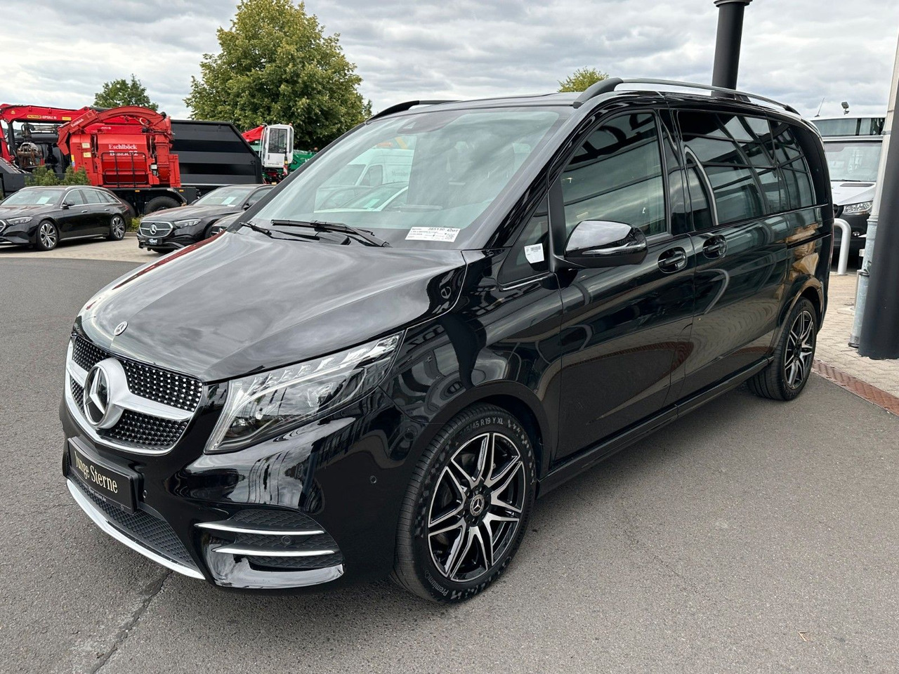 Mercedes-Benz V 250 d EDITION AMG Kompakt ILS elektr Türen - Пасажирський фургон: фото 3 Mercedes-Benz V 250 d EDITION AMG Kompakt ILS elektr Türen - Пасажирський фургон: фото 3