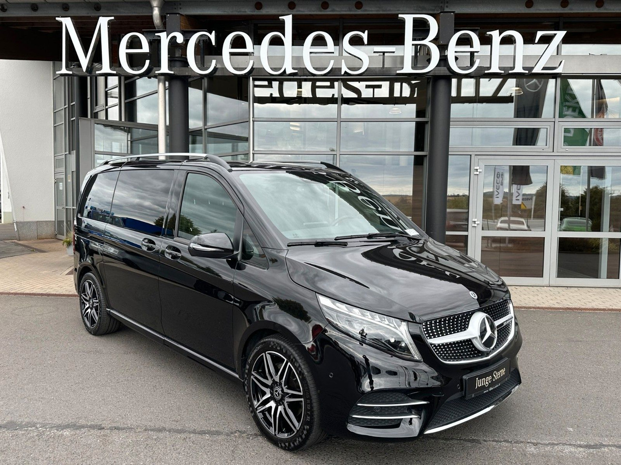 Mercedes-Benz V 250 d EDITION AMG Kompakt ILS elektr Türen - Універсал: фото 1 Mercedes-Benz V 250 d EDITION AMG Kompakt ILS elektr Türen - Універсал: фото 1