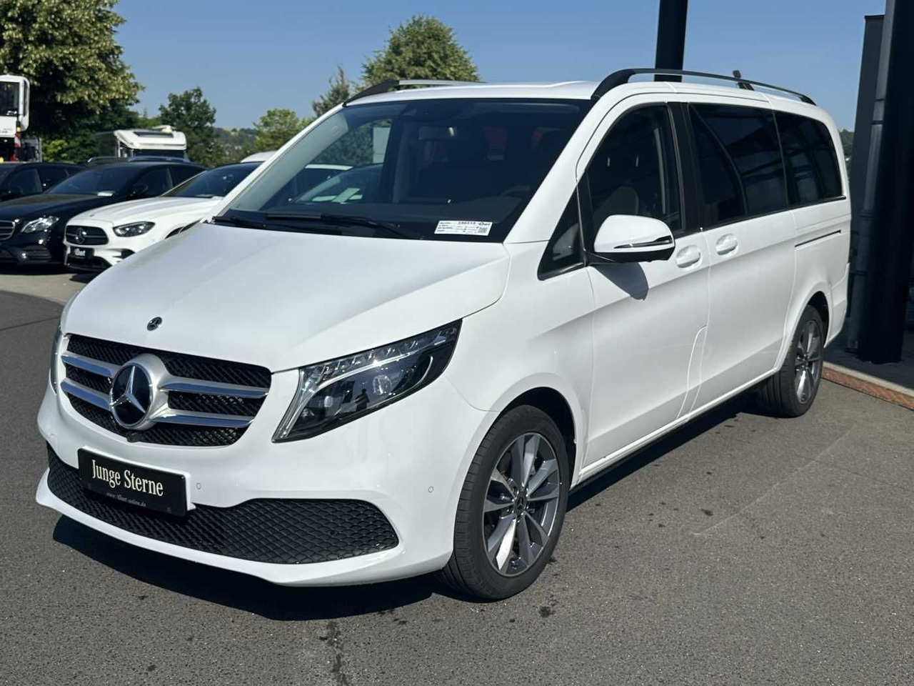 Mercedes-Benz V 300 d AVA ED 6Sitze Burmester 360Kamera el Tür - Легковий автомобіль: фото 3 Mercedes-Benz V 300 d AVA ED 6Sitze Burmester 360Kamera el Tür - Легковий автомобіль: фото 3