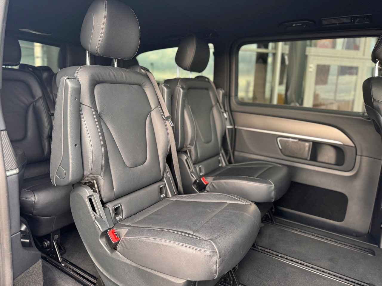 Mercedes-Benz V 300 d AVA ED AMG AHK2,5to DISTRONIC в лізинг Mercedes-Benz V 300 d AVA ED AMG AHK2,5to DISTRONIC: фото 22 Mercedes-Benz V 300 d AVA ED AMG AHK2,5to DISTRONIC в лізинг Mercedes-Benz V 300 d AVA ED AMG AHK2,5to DISTRONIC: фото 22