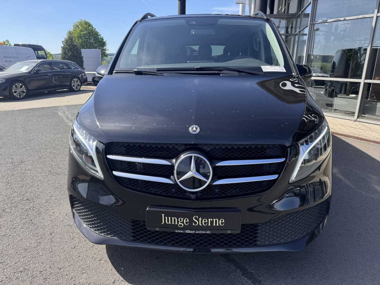 Mercedes-Benz V 300 d AVA Extralang AIRMATIC Standheiz 360Kam - Легковий автомобіль: фото 2 Mercedes-Benz V 300 d AVA Extralang AIRMATIC Standheiz 360Kam - Легковий автомобіль: фото 2