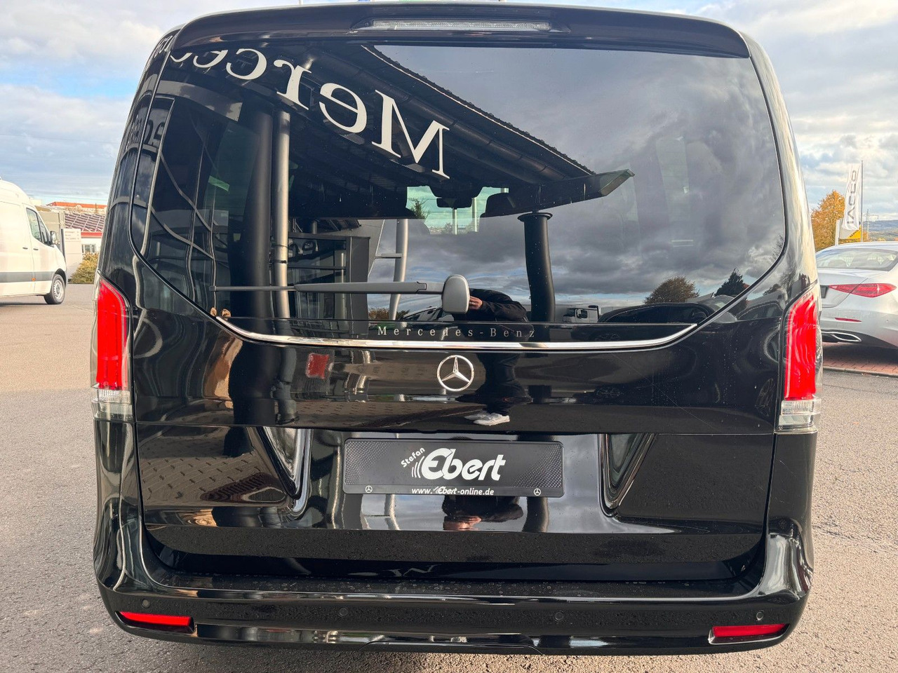 Mercedes-Benz V 300 d EXCLUSIVE AIRMATIC AHK2,5 Standheiz - Пасажирський фургон: фото 5 Mercedes-Benz V 300 d EXCLUSIVE AIRMATIC AHK2,5 Standheiz - Пасажирський фургон: фото 5