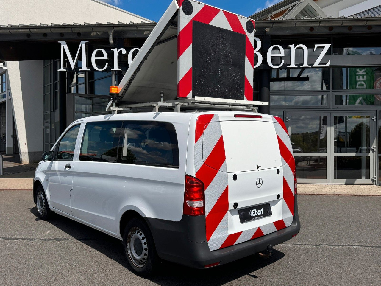 Mercedes-Benz Vito 111 CDI Tourer Begleitfahrzeug BF3+ / WVZ - Суцільнометалевий фургон: фото 1 Mercedes-Benz Vito 111 CDI Tourer Begleitfahrzeug BF3+ / WVZ - Суцільнометалевий фургон: фото 1
