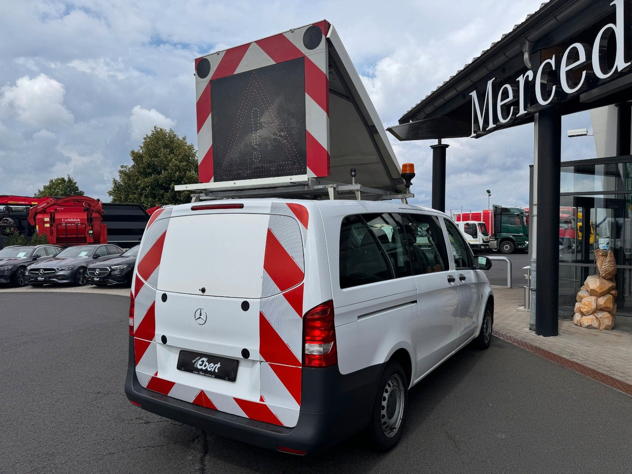 Mercedes-Benz Vito 111 CDI Tourer Begleitfahrzeug BF3+ / WVZ - Суцільнометалевий фургон: фото 4 Mercedes-Benz Vito 111 CDI Tourer Begleitfahrzeug BF3+ / WVZ - Суцільнометалевий фургон: фото 4