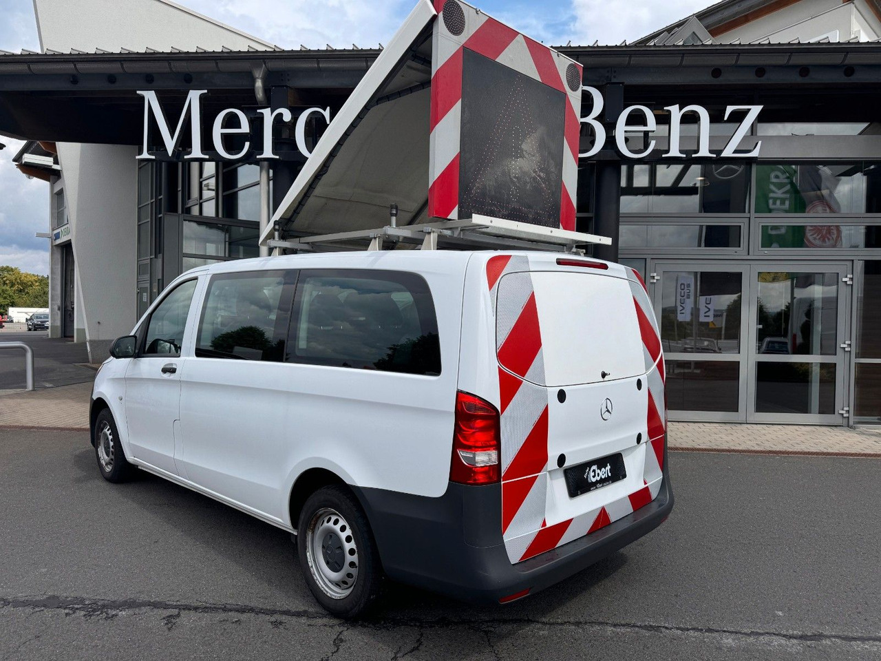 Mercedes-Benz Vito 111 CDI Tourer Begleitfahrzeug BF3+ / WVZ - Суцільнометалевий фургон: фото 1 Mercedes-Benz Vito 111 CDI Tourer Begleitfahrzeug BF3+ / WVZ - Суцільнометалевий фургон: фото 1