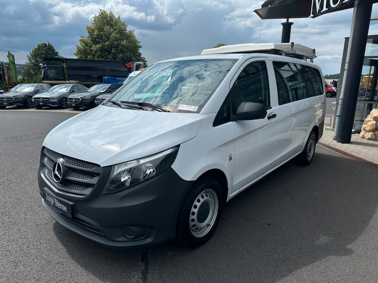 Mercedes-Benz Vito 111 CDI Tourer Begleitfahrzeug BF3+ / WVZ - Пасажирський фургон: фото 4 Mercedes-Benz Vito 111 CDI Tourer Begleitfahrzeug BF3+ / WVZ - Пасажирський фургон: фото 4