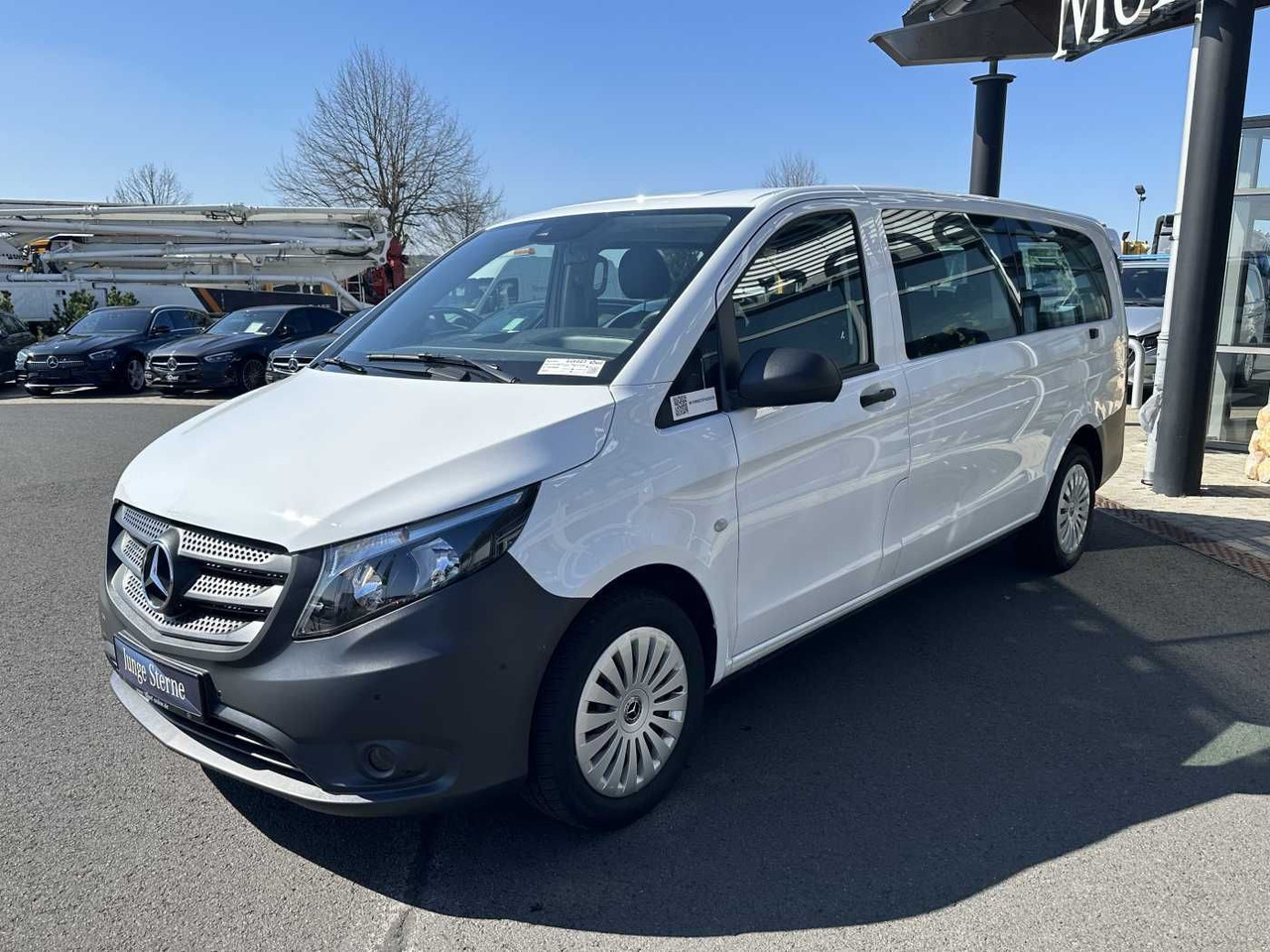 Mercedes-Benz Vito 114 CDI Tourer 8Sitze Klima Audio40 Kamera - Пасажирський фургон: фото 3 Mercedes-Benz Vito 114 CDI Tourer 8Sitze Klima Audio40 Kamera - Пасажирський фургон: фото 3