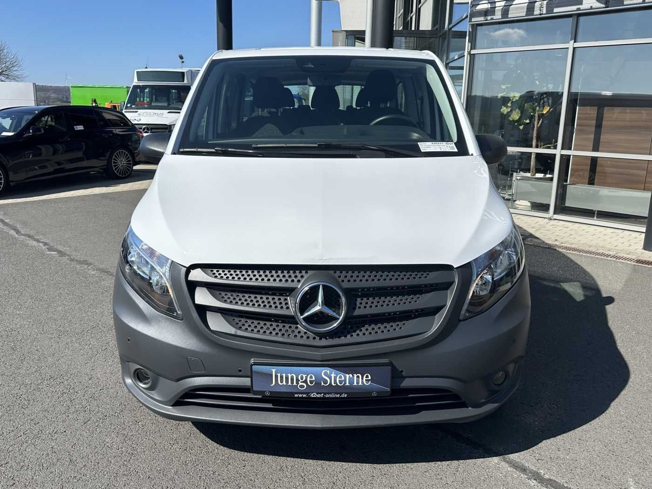 Mercedes-Benz Vito 114 CDI Tourer 8Sitze Klima Audio40 Kamera - Пасажирський фургон: фото 2 Mercedes-Benz Vito 114 CDI Tourer 8Sitze Klima Audio40 Kamera - Пасажирський фургон: фото 2