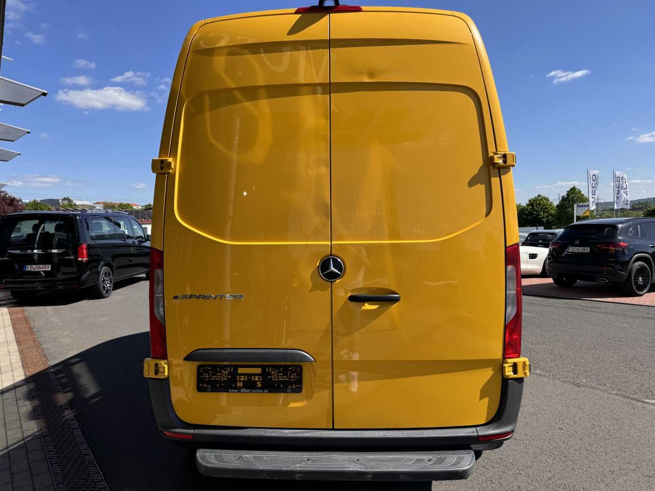 Mercedes-Benz eSprinter 312 KEP-AusbauPaket-Regal Kamera Klima - Суцільнометалевий фургон, Електричний фургон: фото 4 Mercedes-Benz eSprinter 312 KEP-AusbauPaket-Regal Kamera Klima - Суцільнометалевий фургон, Електричний фургон: фото 4