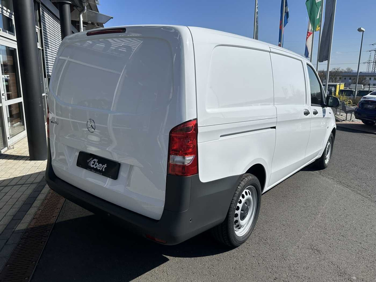 Mercedes-Benz eVito 112 Klima Kamera Audio 30 Sitzheiz Tempom. - Легковий фургон, Електричний фургон: фото 4 Mercedes-Benz eVito 112 Klima Kamera Audio 30 Sitzheiz Tempom. - Легковий фургон, Електричний фургон: фото 4