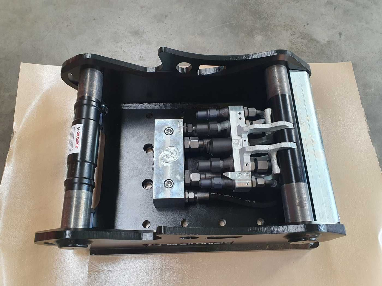 OilQuick OQ65 Adapterplatte für Westtech & mehr - Зчіпний пристрій: фото 5 OilQuick OQ65 Adapterplatte für Westtech & mehr - Зчіпний пристрій: фото 5