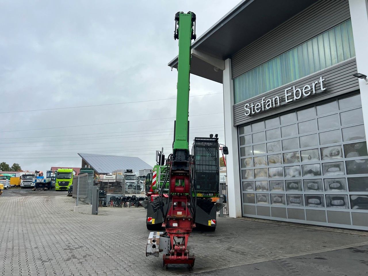 Sennebogen 718 / inkl. Vosch Fällzange / nur 1.965h! - Колісний екскаватор: фото 4 Sennebogen 718 / inkl. Vosch Fällzange / nur 1.965h! - Колісний екскаватор: фото 4