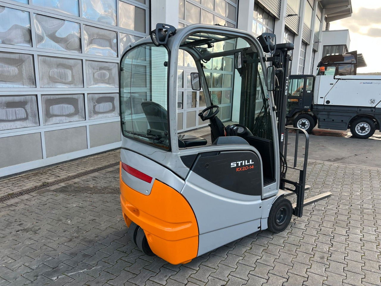 Still RX20-14 / Triplex: 4.60m! / nur 2.438h! / SS - Електронавантажувач: фото 4 Still RX20-14 / Triplex: 4.60m! / nur 2.438h! / SS - Електронавантажувач: фото 4