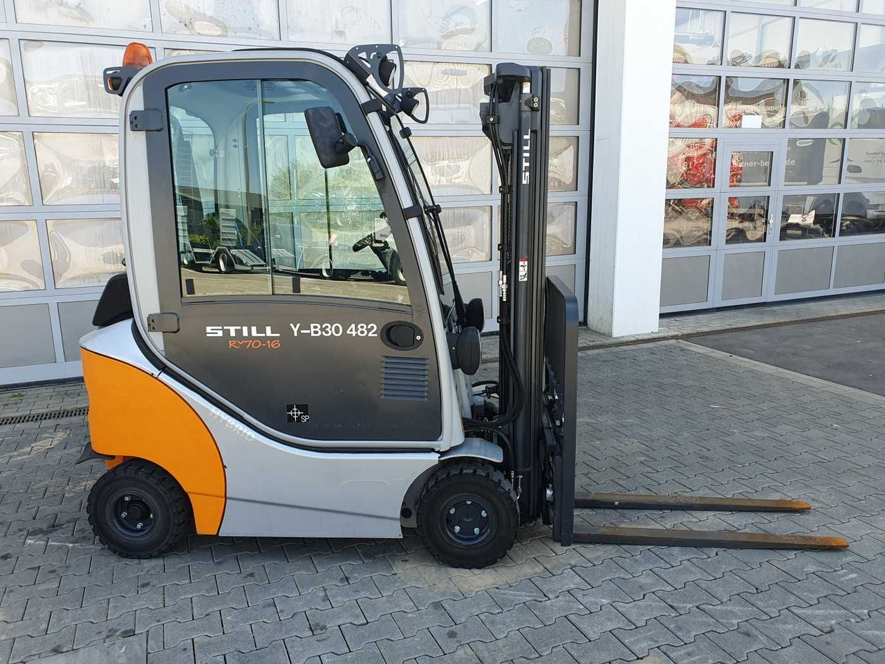 Still RX70-16 / Triplex: 4.60m / nur 576h! / 1.600kg - Дизельний навантажувач: фото 3 Still RX70-16 / Triplex: 4.60m / nur 576h! / 1.600kg - Дизельний навантажувач: фото 3