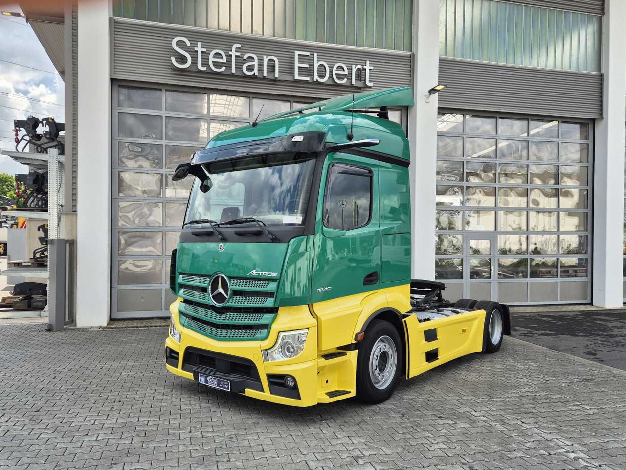 Mercedes-Benz Actros 1840 LSnRL Retarder Hubsattelplatte Xenon - Тягач: фото 1 Mercedes-Benz Actros 1840 LSnRL Retarder Hubsattelplatte Xenon - Тягач: фото 1