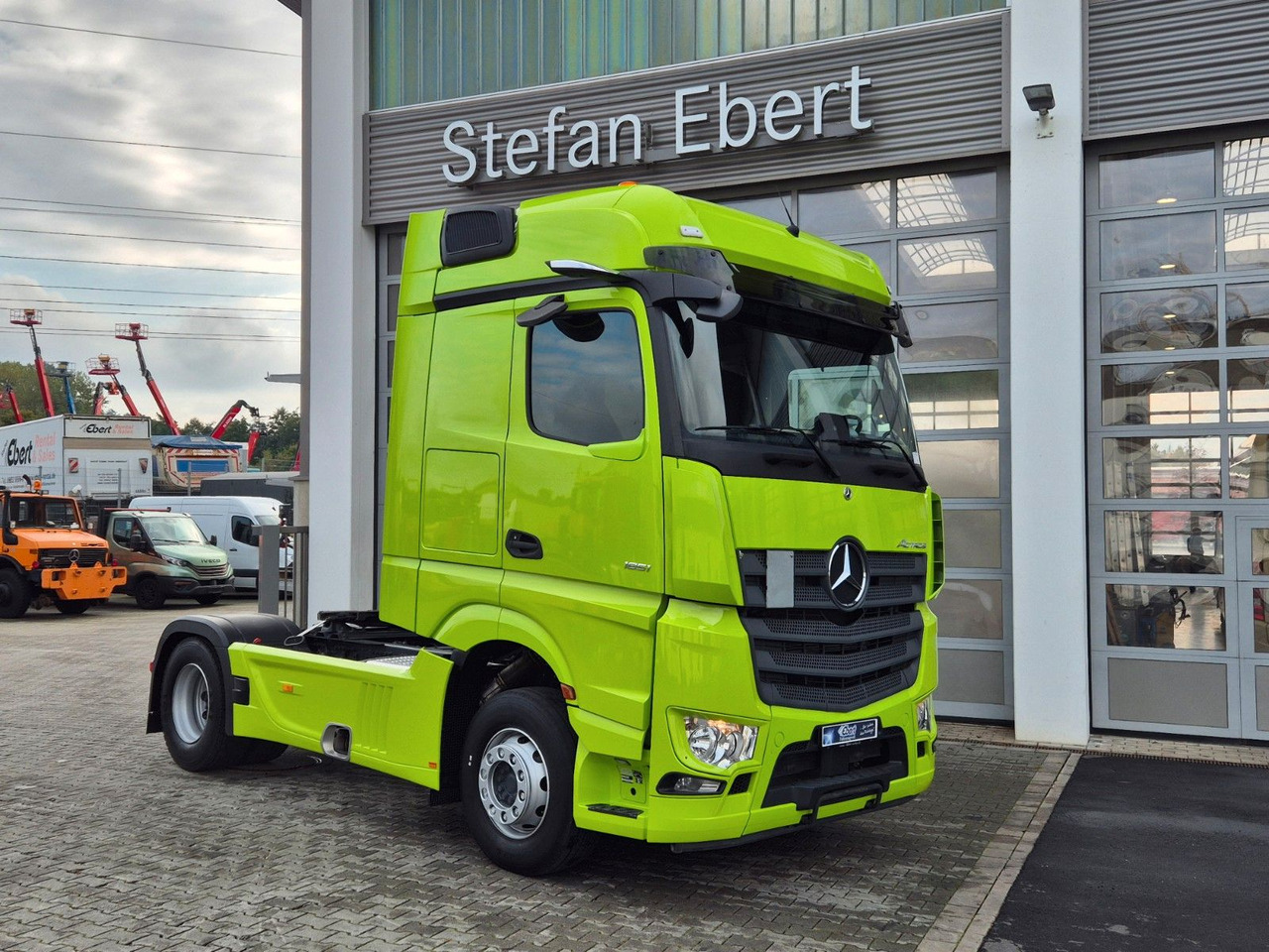 Mercedes-Benz Actros 1851 LS Öl-Retarder Standklima Mirror Big - Тягач: фото 4 Mercedes-Benz Actros 1851 LS Öl-Retarder Standklima Mirror Big - Тягач: фото 4