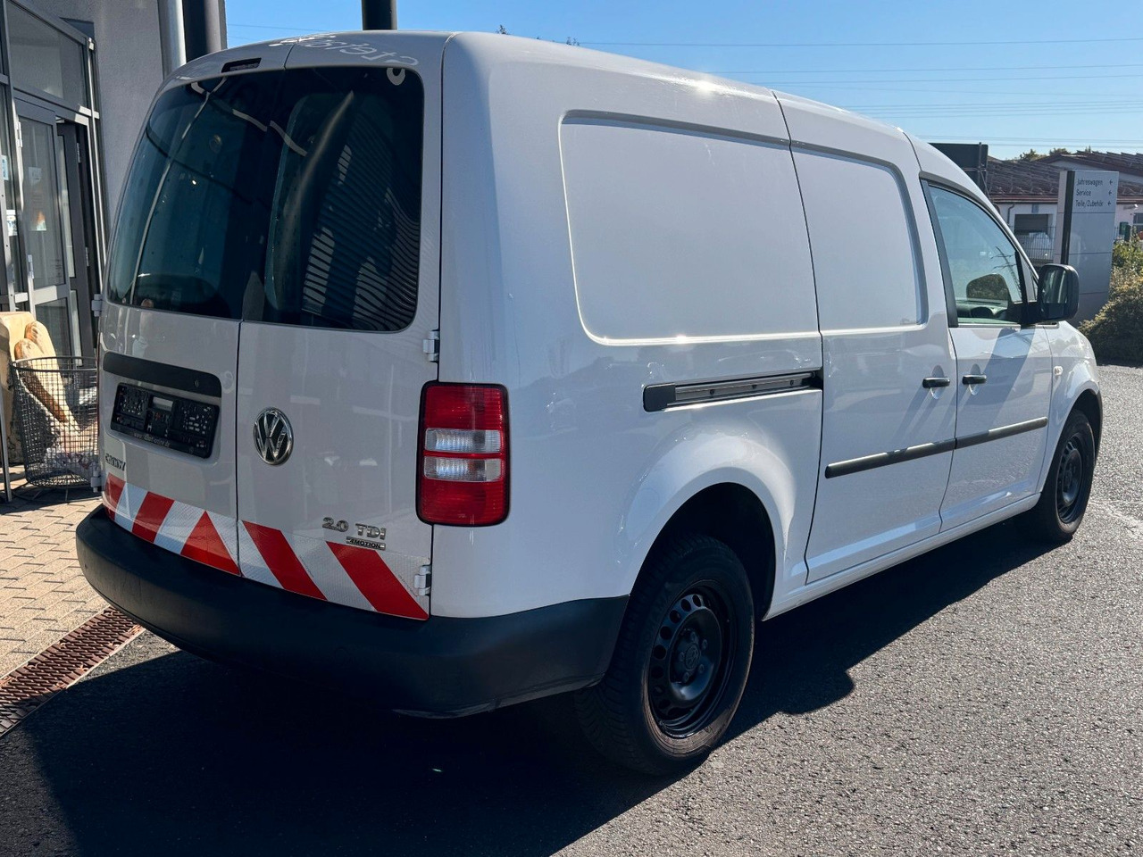 Volkswagen VW Caddy 2.0 TDI 4Motion Maxi Kasten Regal - Суцільнометалевий фургон: фото 4 Volkswagen VW Caddy 2.0 TDI 4Motion Maxi Kasten Regal - Суцільнометалевий фургон: фото 4