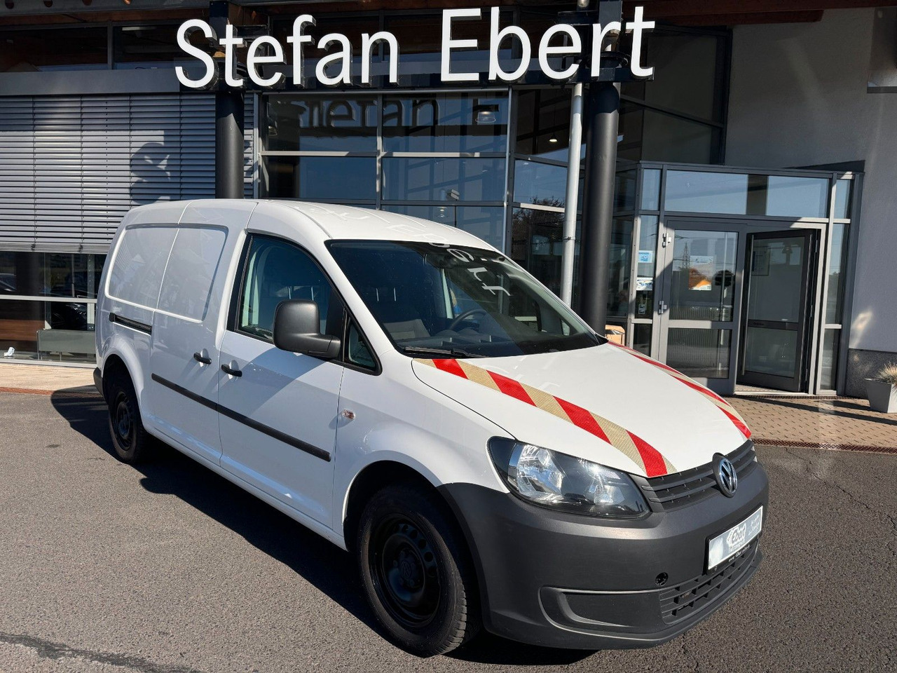 Volkswagen VW Caddy 2.0 TDI 4Motion Maxi Kasten Regal - Суцільнометалевий фургон: фото 1 Volkswagen VW Caddy 2.0 TDI 4Motion Maxi Kasten Regal - Суцільнометалевий фургон: фото 1