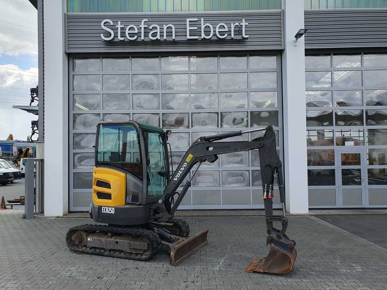 Volvo ECR25D / nur 2.974h! / 1x Tieflöffel / 2016 - Міні-екскаватор: фото 1 Volvo ECR25D / nur 2.974h! / 1x Tieflöffel / 2016 - Міні-екскаватор: фото 1