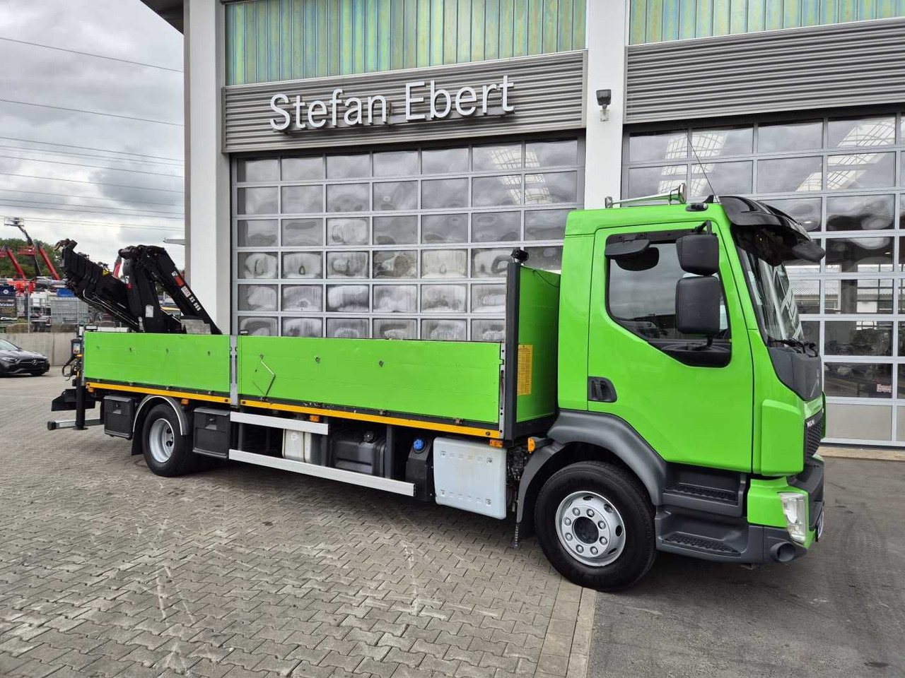 Volvo FL 42 R Kran Hiab XS 088 Funk bis 14 m! Kamera - Бортова вантажівка/ Платформа, Вантажівка з маніпулятором: фото 5 Volvo FL 42 R Kran Hiab XS 088 Funk bis 14 m! Kamera - Бортова вантажівка/ Платформа, Вантажівка з маніпулятором: фото 5