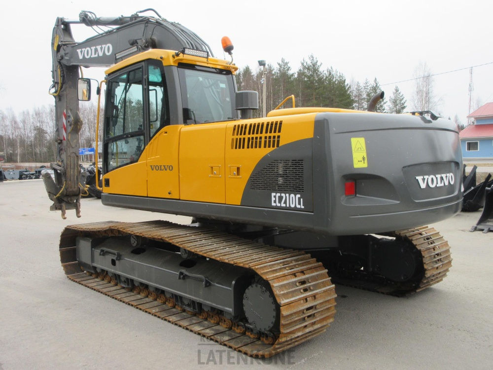 Гусеничний екскаватор Volvo EC210CL kaivinkone: фото 6