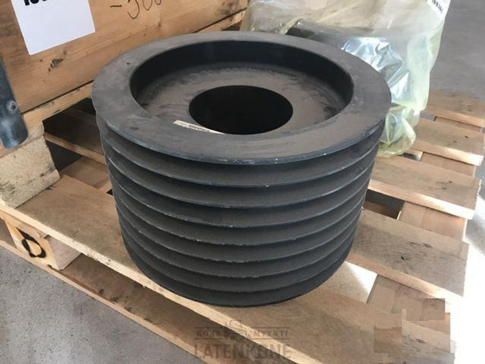Metso Drive pulley MM0405674 Hihnapyörä - Запчастини в категорії Дробарки: фото 2 Metso Drive pulley MM0405674 Hihnapyörä - Запчастини в категорії Дробарки: фото 2