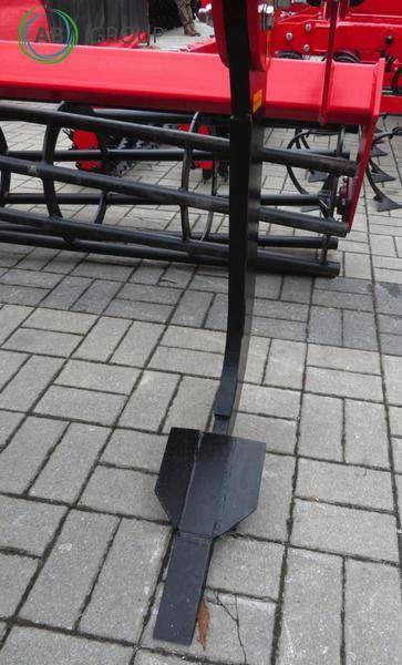 Awemak modular subsoiler Shorti (3 teeth) - Глибокорозпушувач: фото 4 Awemak modular subsoiler Shorti (3 teeth) - Глибокорозпушувач: фото 4