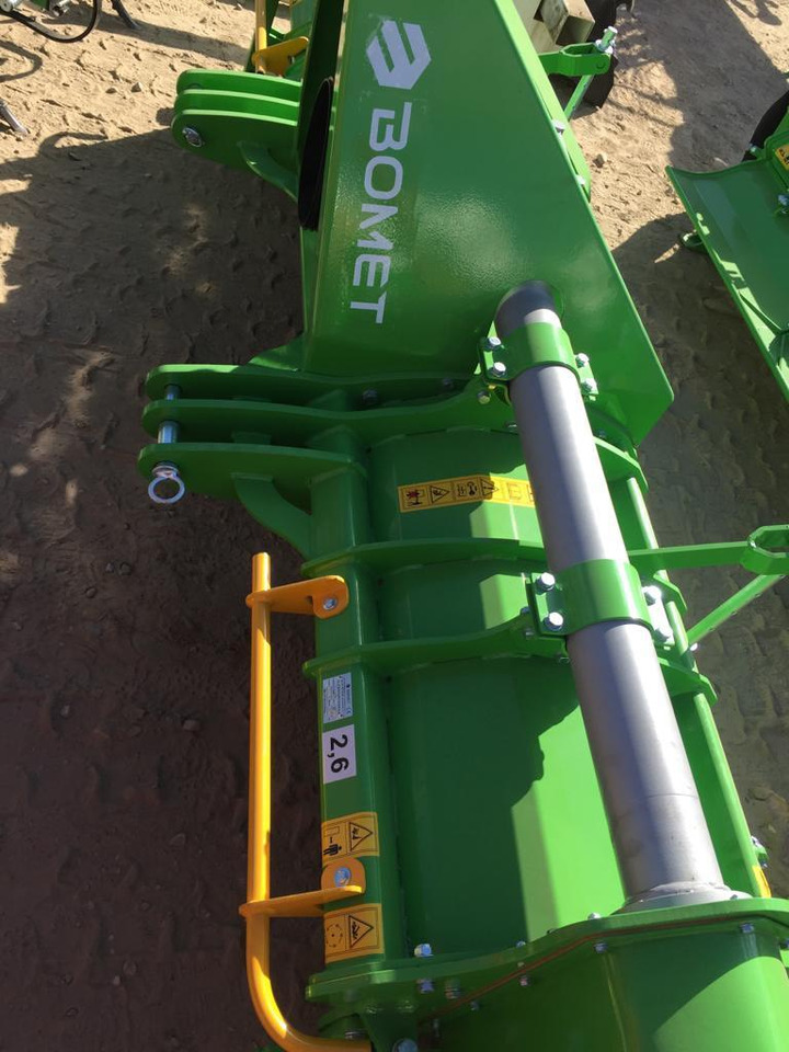 Bomet rotary tiller Volans U540/6, 2,6 m - Грунтофреза: фото 4 Bomet rotary tiller Volans U540/6, 2,6 m - Грунтофреза: фото 4