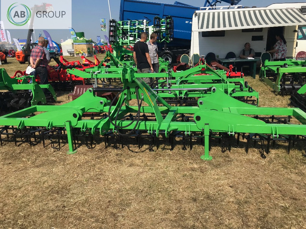 Dziekan hydraulic folding meadow harrow WUKA 5m 5C20H - Луговa борона: фото 3 Dziekan hydraulic folding meadow harrow WUKA 5m 5C20H - Луговa борона: фото 3