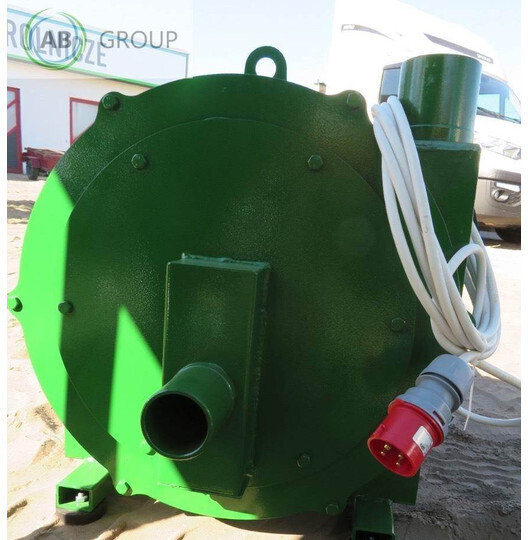 Mrol rozdrabniacz bijakowy ssąco-tłoczący H122 (11kW) - Обладнання для післязбиральної обробки: фото 2 Mrol rozdrabniacz bijakowy ssąco-tłoczący H122 (11kW) - Обладнання для післязбиральної обробки: фото 2