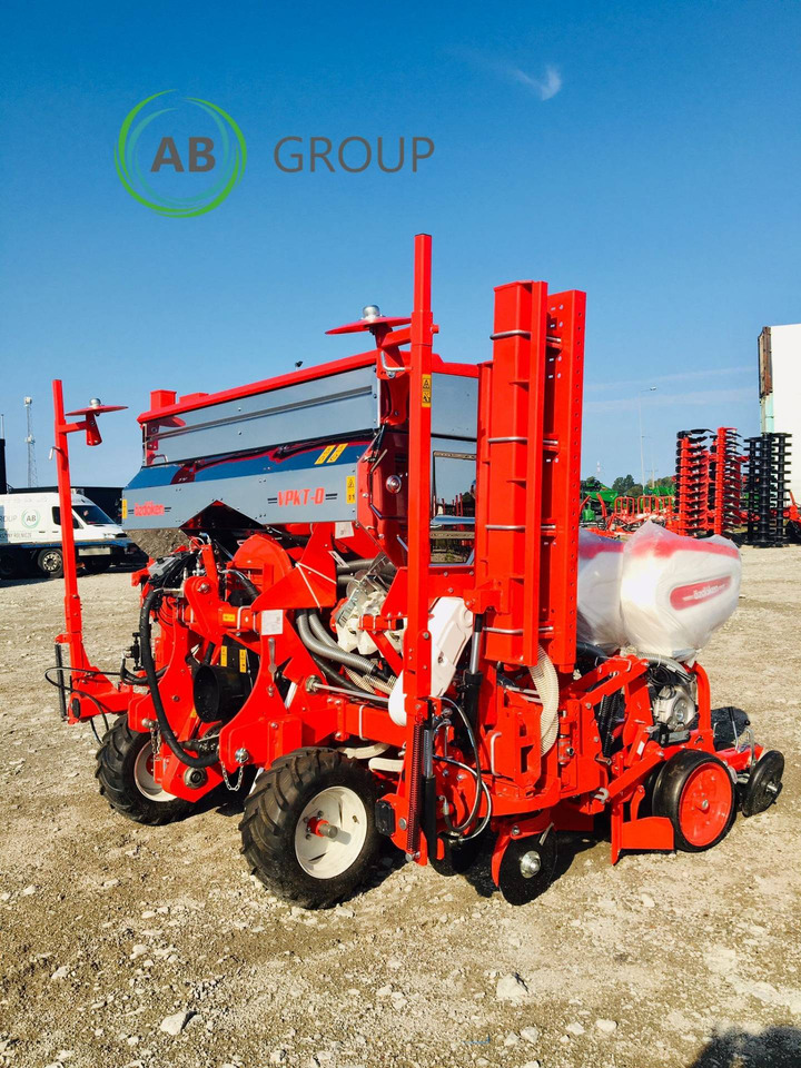 Ozdoken VPKT-DG8 eight-row pneumatic precision seeder with depth fertilization - Сівалка точного висіву: фото 4 Ozdoken VPKT-DG8 eight-row pneumatic precision seeder with depth fertilization - Сівалка точного висіву: фото 4