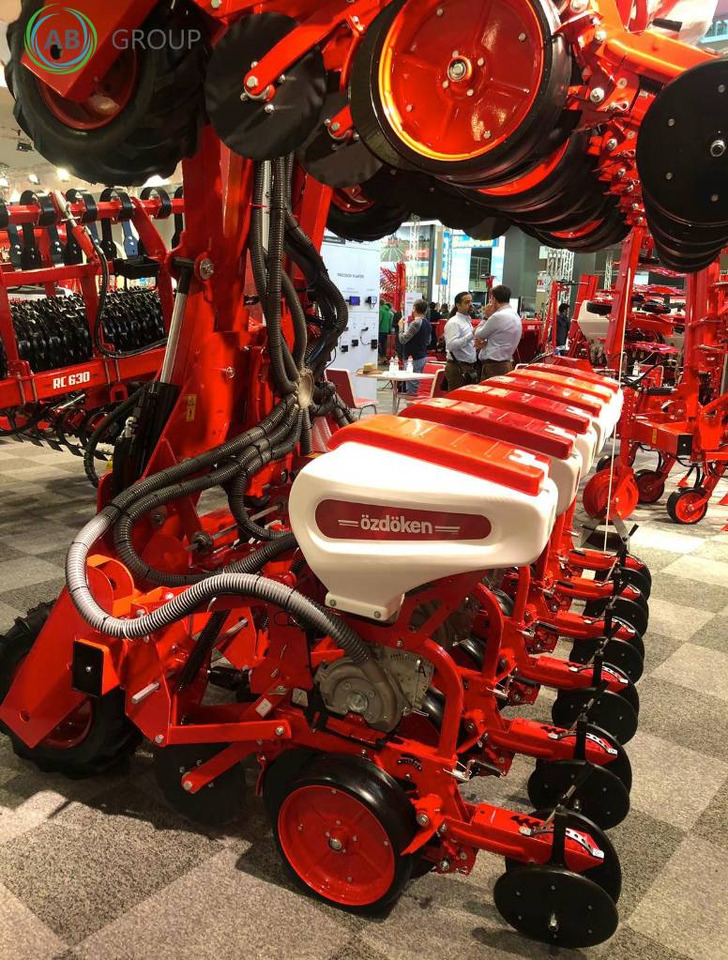 Ozdoken precision planter Octopus D12 - Сівалка точного висіву: фото 4 Ozdoken precision planter Octopus D12 - Сівалка точного висіву: фото 4