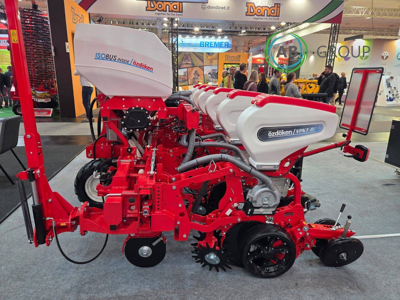 Siewnik OZDOKEN 6-rzędowy VPKT-DGE6 napęd elektryczny i ISOBUS - Сівалка точного висіву: фото 3 Siewnik OZDOKEN 6-rzędowy VPKT-DGE6 napęd elektryczny i ISOBUS - Сівалка точного висіву: фото 3