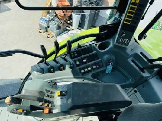 Claas ARION 620 - Трактор: фото 2 Claas ARION 620 - Трактор: фото 2