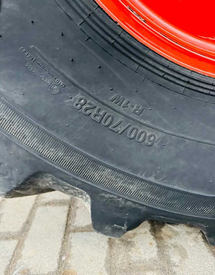 Трактор Claas Axion 850: фото 20
