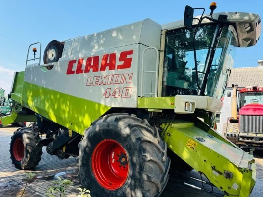 Claas LEXION 440 - Зернозбиральний комбайн: фото 4 Claas LEXION 440 - Зернозбиральний комбайн: фото 4