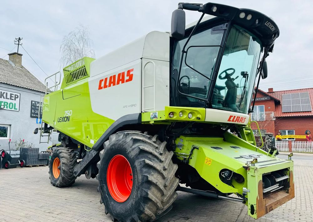 Claas LEXION 750 APS HYBRID - Зернозбиральний комбайн: фото 4 Claas LEXION 750 APS HYBRID - Зернозбиральний комбайн: фото 4