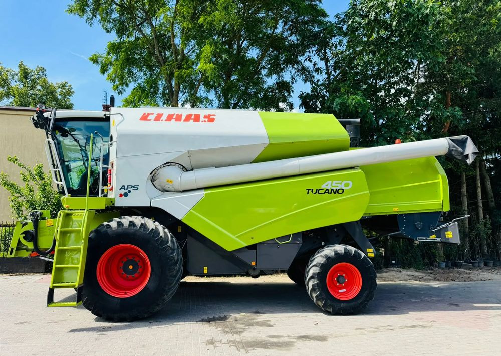 Claas Tucano 450 APS - Зернозбиральний комбайн: фото 1 Claas Tucano 450 APS - Зернозбиральний комбайн: фото 1
