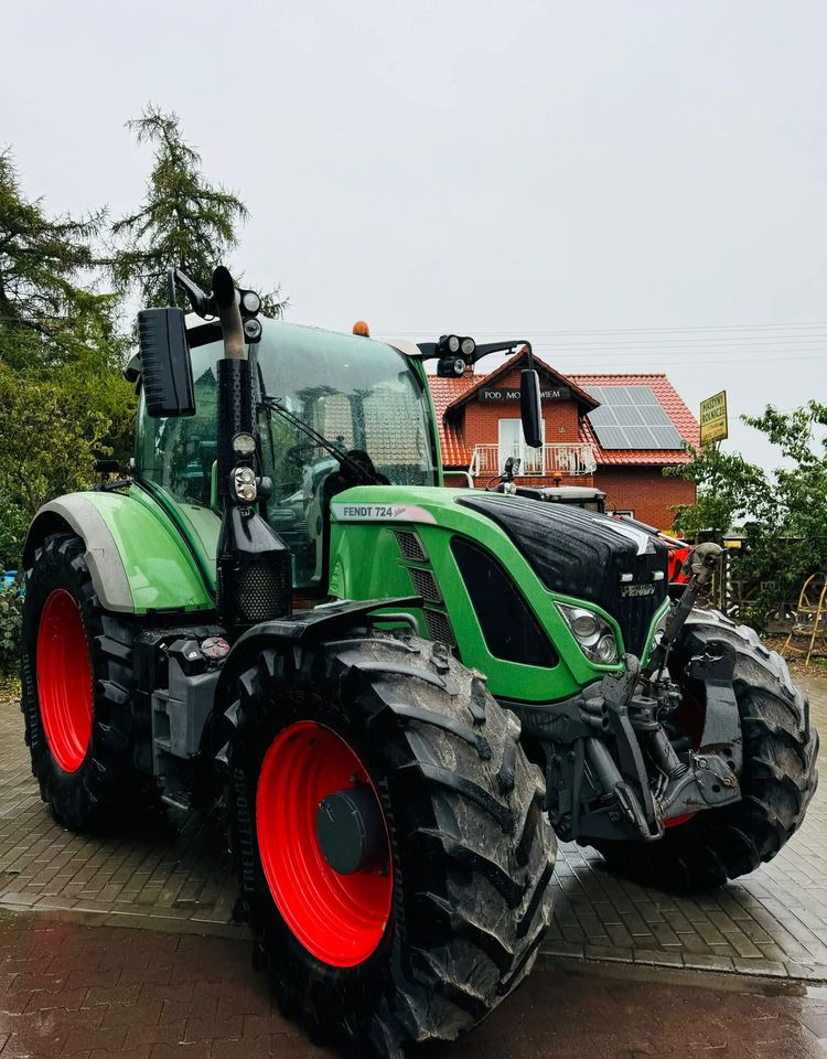 Fendt 724 VARIO PROFI - Трактор: фото 1 Fendt 724 VARIO PROFI - Трактор: фото 1