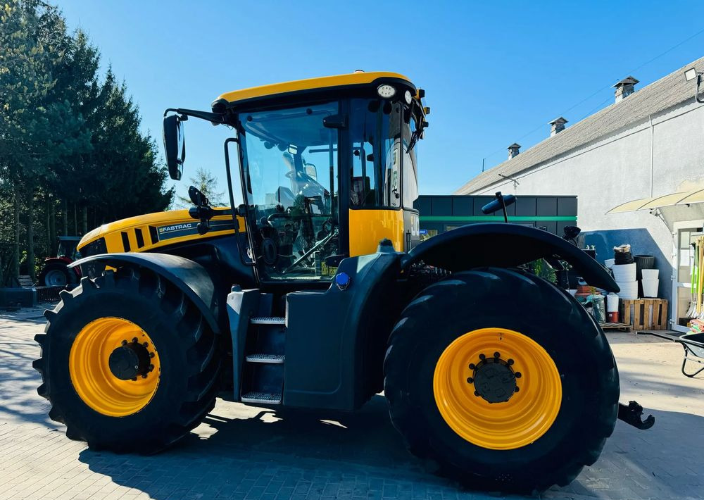 JCB Fastrac 4220 - Трактор: фото 2 JCB Fastrac 4220 - Трактор: фото 2