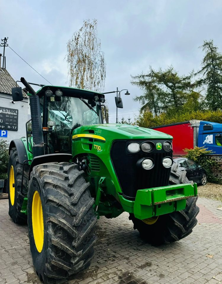 John Deere 7730 - Трактор: фото 3 John Deere 7730 - Трактор: фото 3