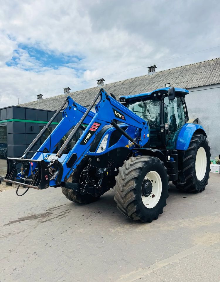 New Holland T6.175 - Трактор: фото 1 New Holland T6.175 - Трактор: фото 1