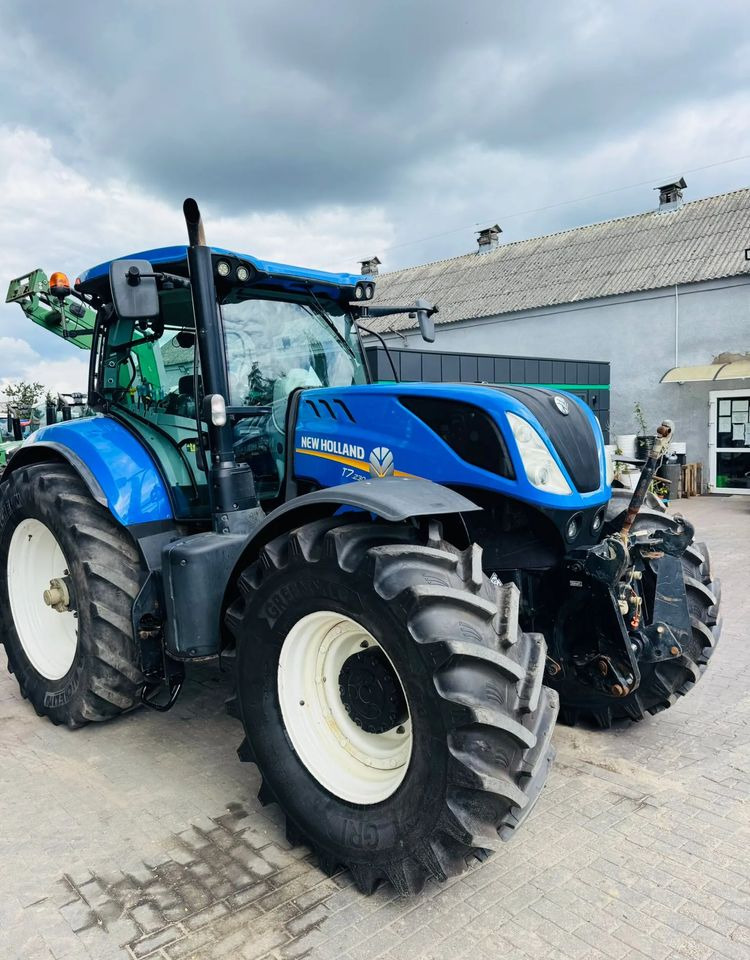 New Holland T7.230 - Трактор: фото 3 New Holland T7.230 - Трактор: фото 3