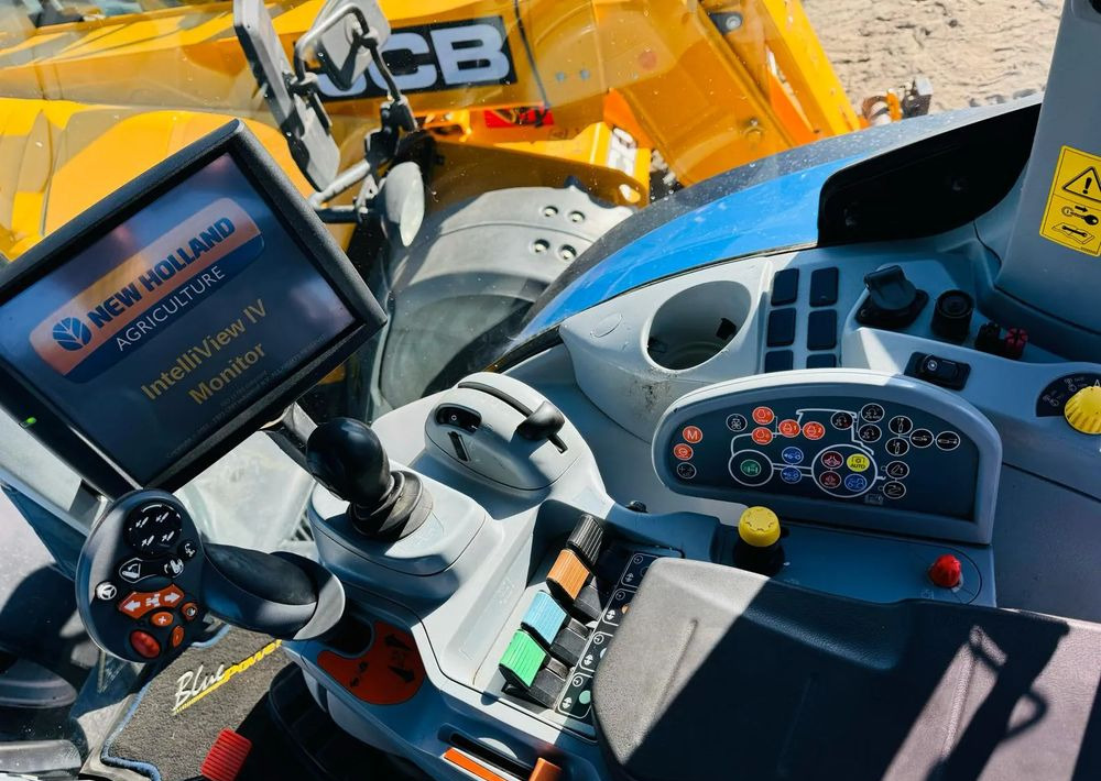 Трактор New Holland T7.230: фото 10