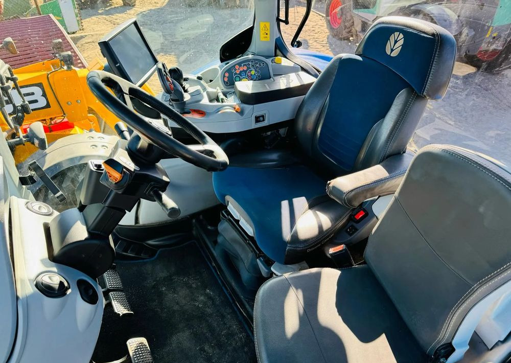 Трактор New Holland T7.230: фото 11