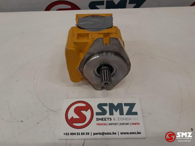 Caterpillar Auxiliary gear pump Caterpillar - Гідронасос в категорії Вантажно-розвантажувальна техніка: фото 1 Caterpillar Auxiliary gear pump Caterpillar - Гідронасос в категорії Вантажно-розвантажувальна техніка: фото 1