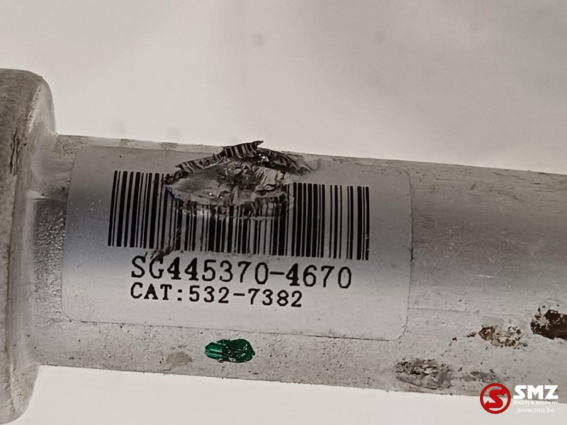 Caterpillar Cooling hose Caterpillar - Система охолодження в категорії Вантажівки: фото 4 Caterpillar Cooling hose Caterpillar - Система охолодження в категорії Вантажівки: фото 4