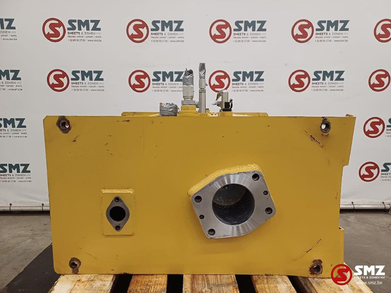 Caterpillar Hydraulic oil system Caterpillar - Гідравлічний бак в категорії Вантажно-розвантажувальна техніка: фото 5 Caterpillar Hydraulic oil system Caterpillar - Гідравлічний бак в категорії Вантажно-розвантажувальна техніка: фото 5
